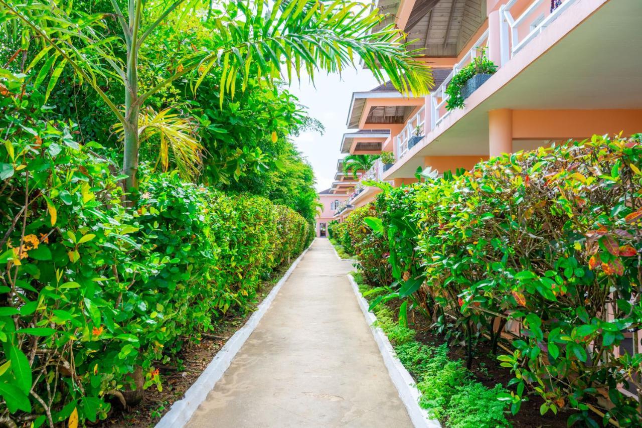Shields Negril Villas Buitenkant foto