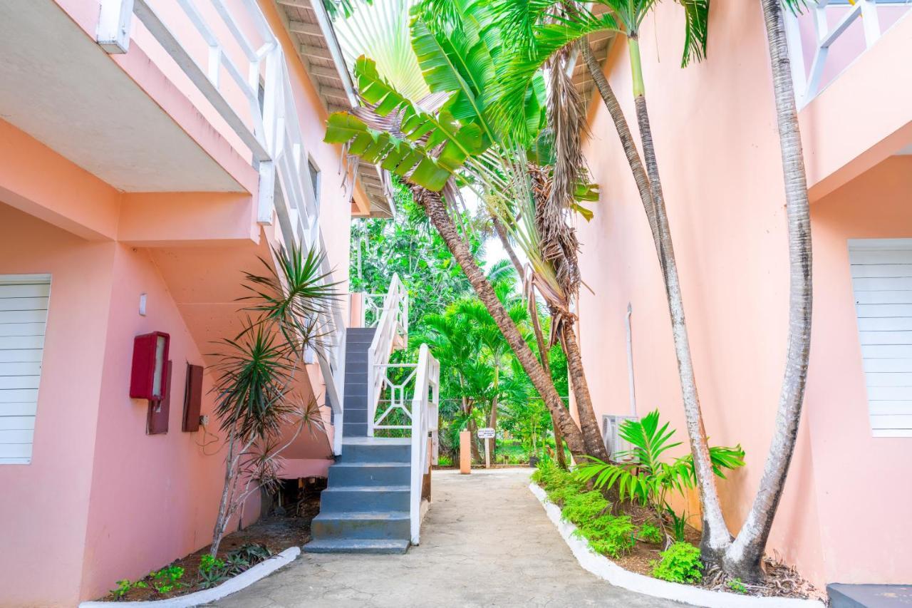Shields Negril Villas Buitenkant foto