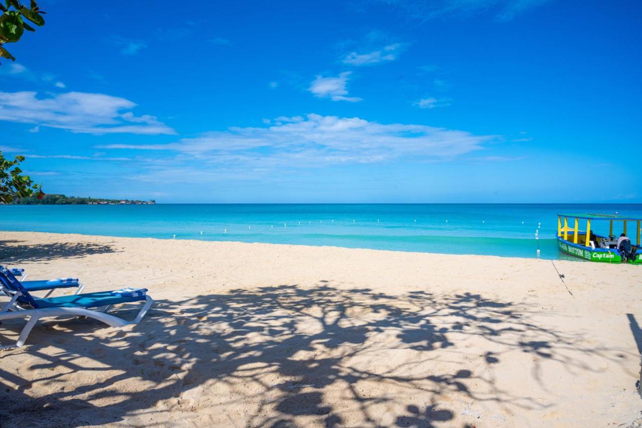 Shields Negril Villas Buitenkant foto