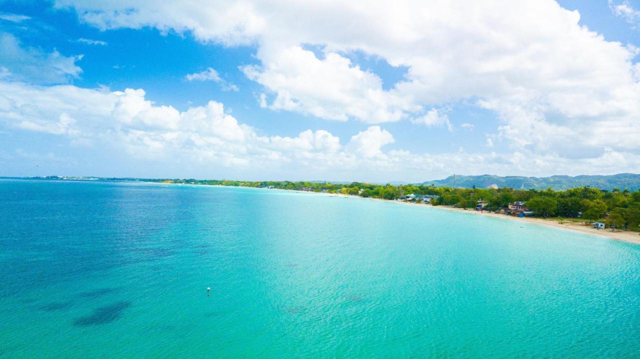 Shields Negril Villas Buitenkant foto