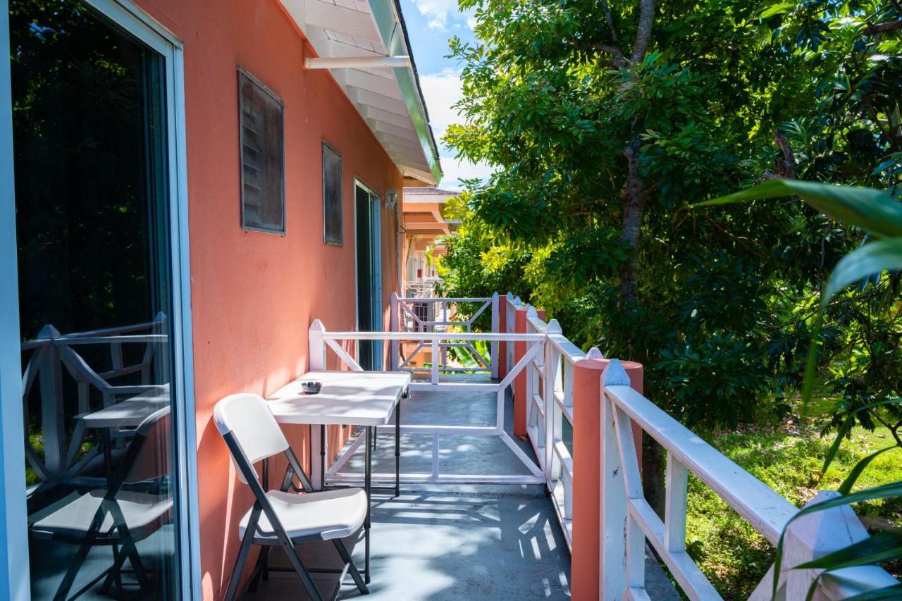Shields Negril Villas Buitenkant foto