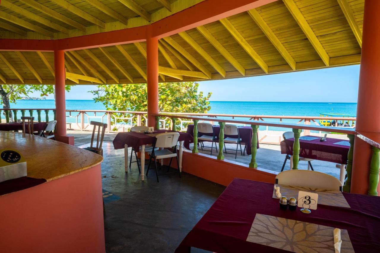 Shields Negril Villas Buitenkant foto
