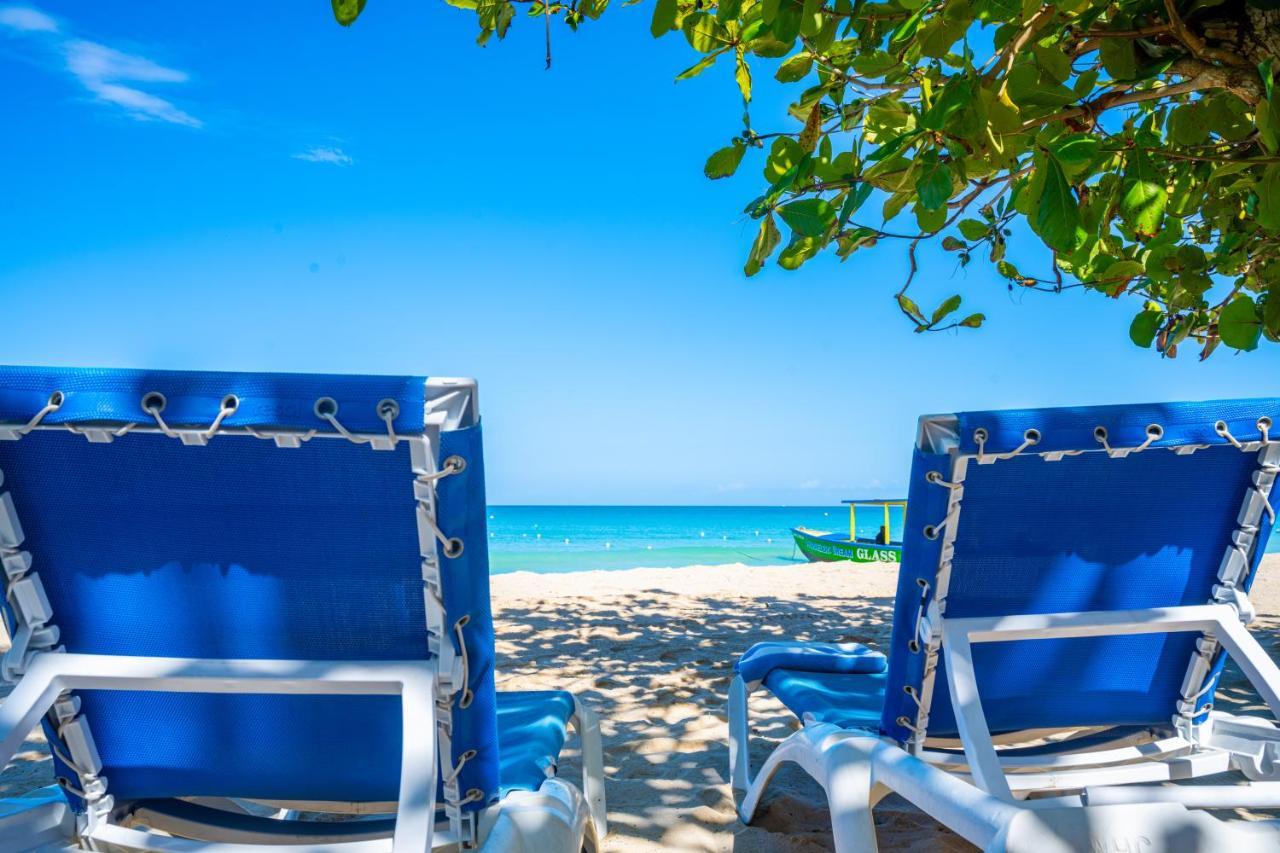 Shields Negril Villas Buitenkant foto
