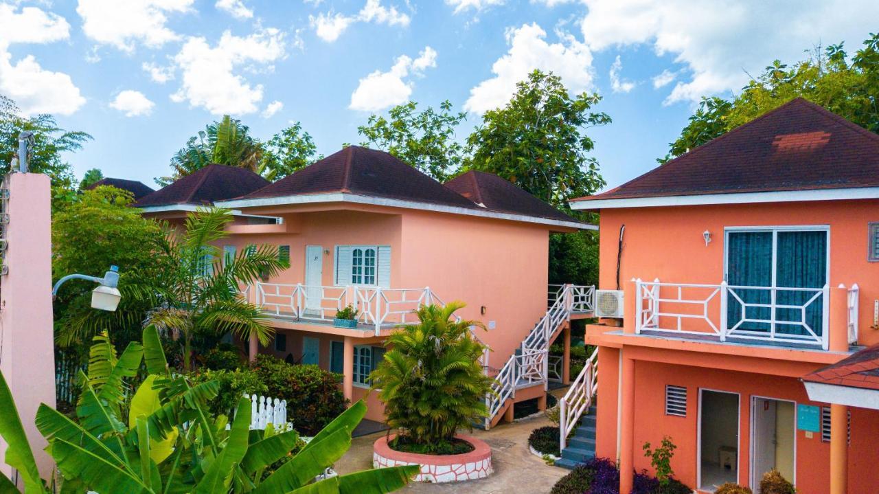 Shields Negril Villas Buitenkant foto