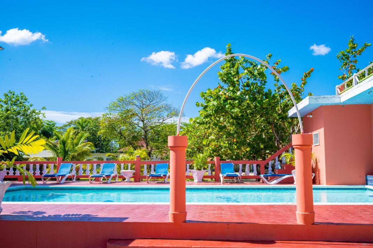 Shields Negril Villas Buitenkant foto