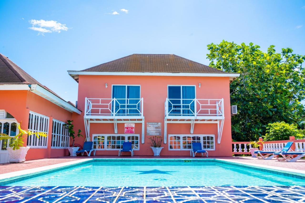 Shields Negril Villas Buitenkant foto