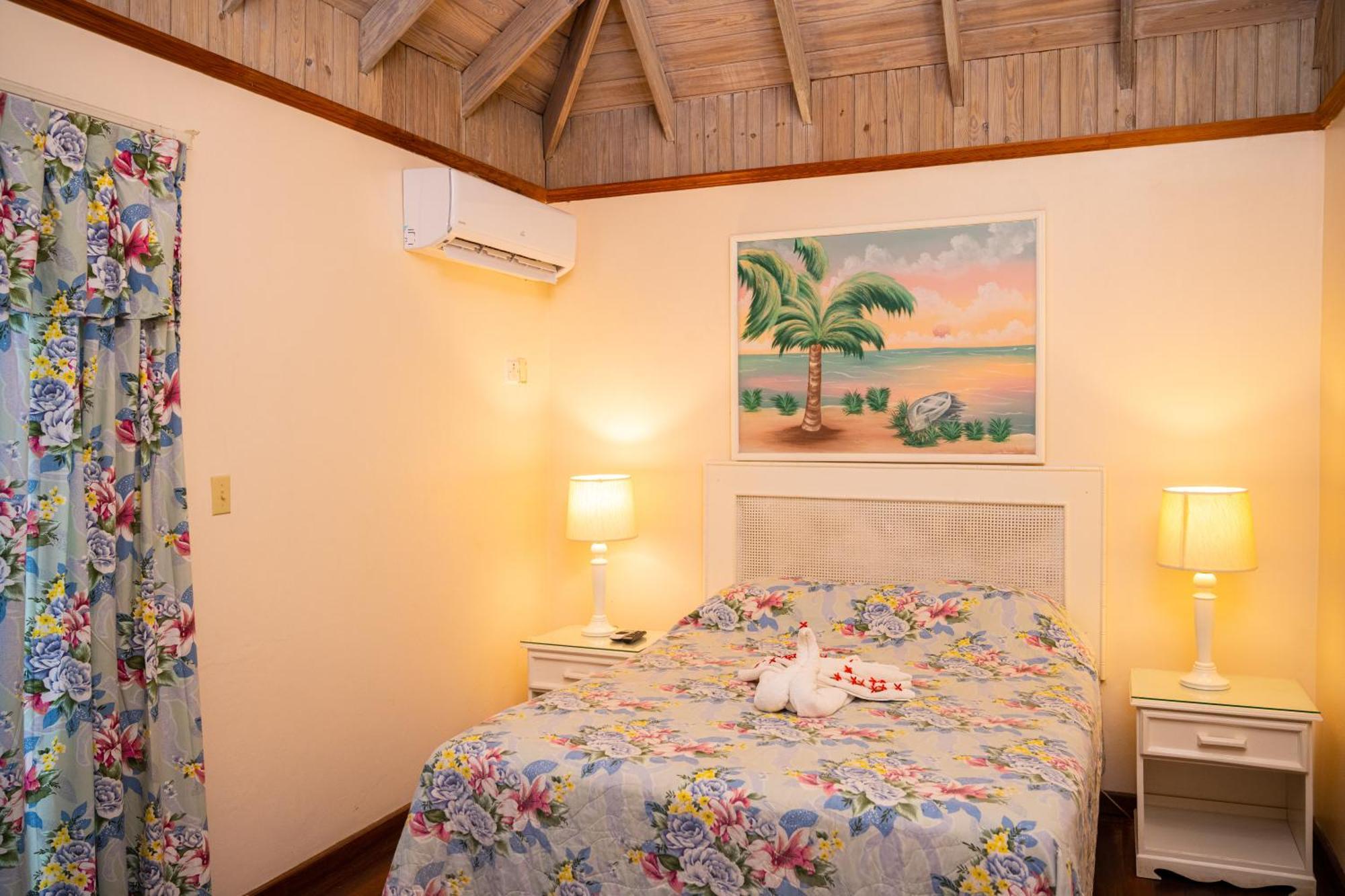 Shields Negril Villas Kamer foto